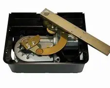 Field Oil Batiente Enterrado, 600 Kg / 3,5 m